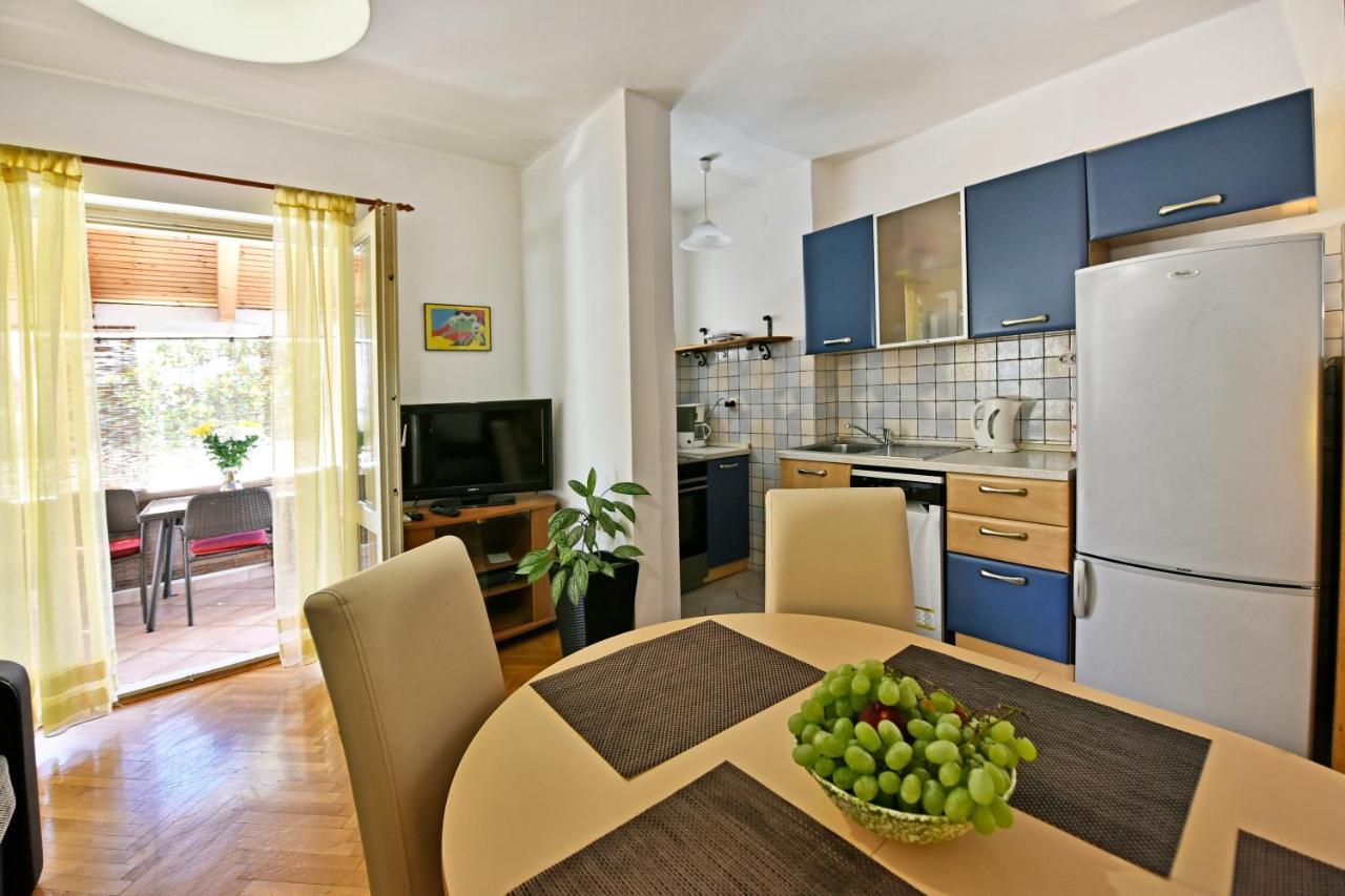 Apartment Nikola 3* Porec