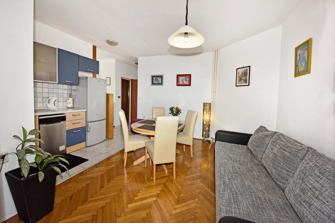 Penzión pre hostí Apartment Nikola 3*